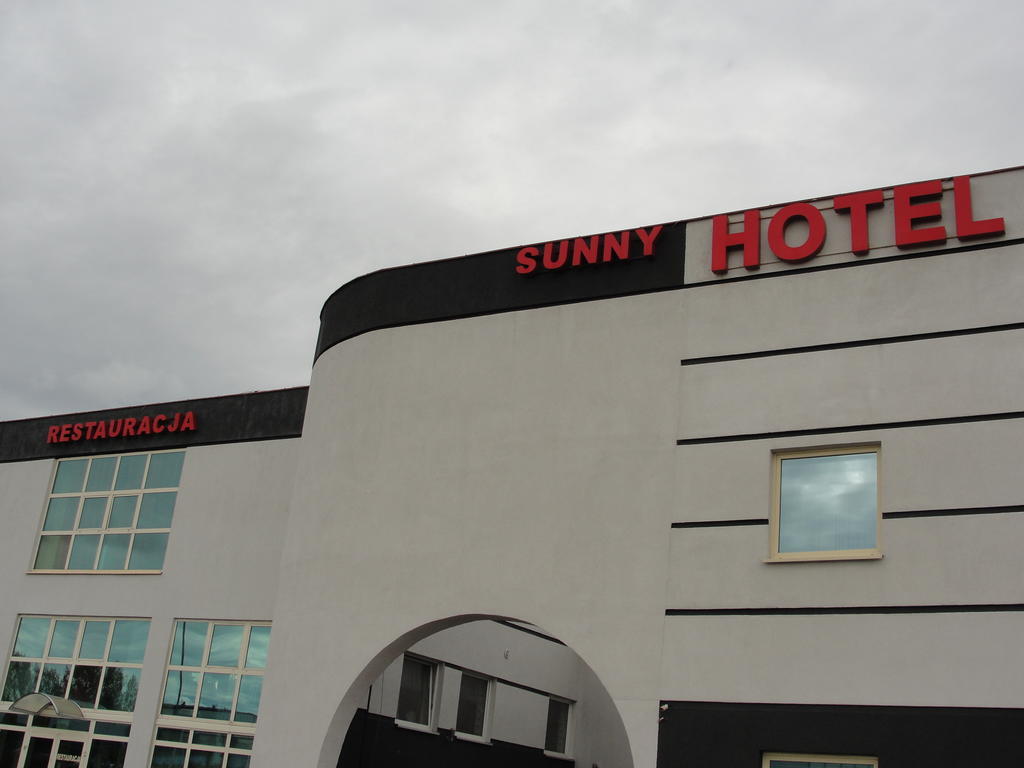 Hotel Sunny Poznan Exterior foto